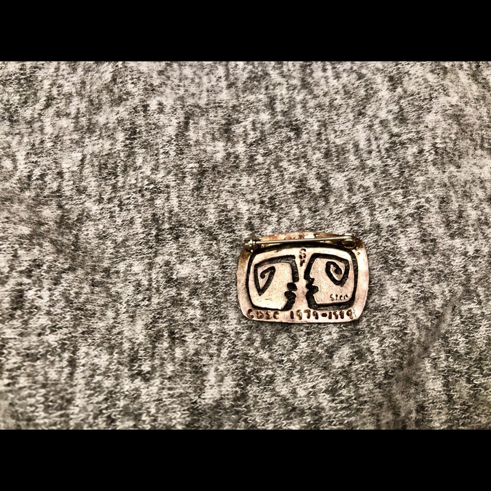 🎭Two-Face Pin🎭 - Picture 2 of 2